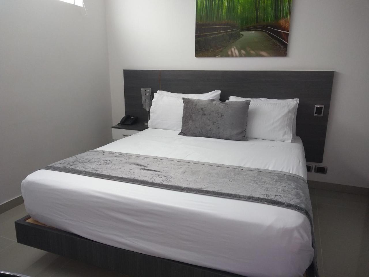 Calle 10 Express Hotel Медельин Экстерьер фото