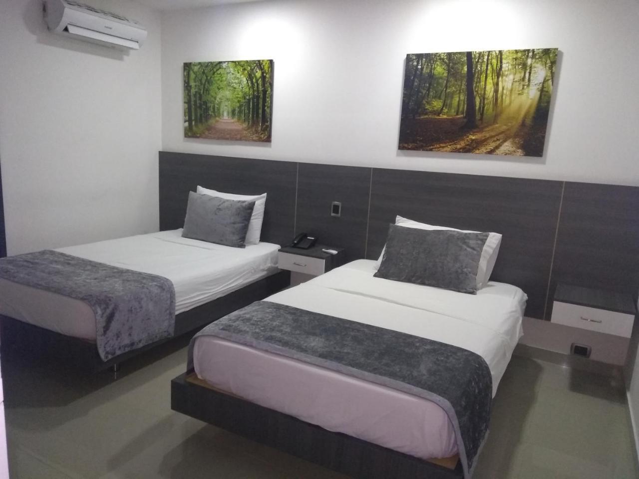 Calle 10 Express Hotel Медельин Экстерьер фото