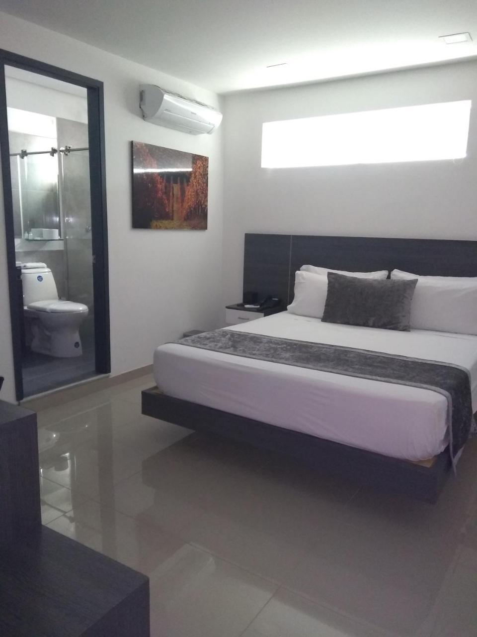 Calle 10 Express Hotel Медельин Экстерьер фото